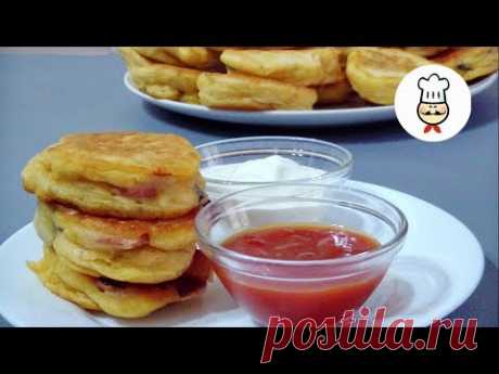 ОБАЛДЕННЫЕ ОЛАДЬИ - Таких вы точно еще не ели / СУПЕР ВКУСНЫЙ, простой рецепт - YouTube
Очень вкусные оладьи, которые придуться по вкусу всем любителям пиццы. Готовить одно удовольствие. Съедать еще больше удовольствия. 
Привлекаем маленьких помощников к готовке и радуемся вкусному результату.
Как вам СТАСяныч и обещал, ссылочка на кетчуп https://goo.gl/HNG4bF