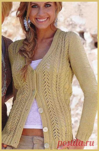 Жакет песочного цвета с ажурными узорами
#knitting #вязание_спицами #жакеты_спицами