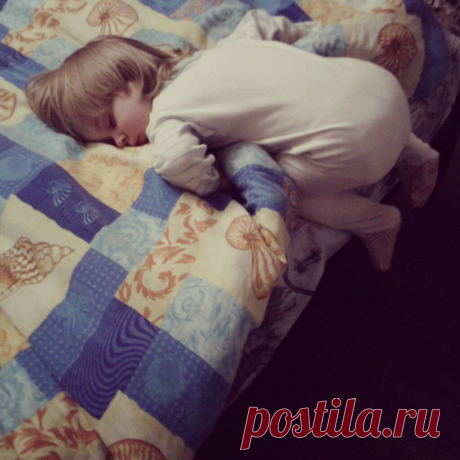 День, когда мы поняли, что годовалому ребенку нужна подушка | жизнь и Крым | Дзен