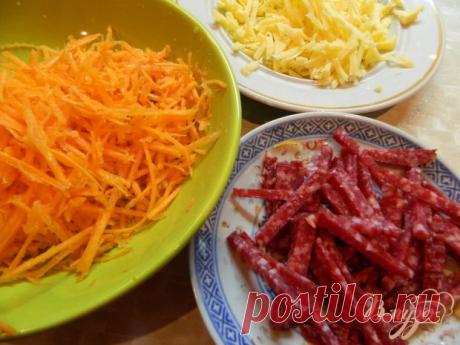 Салат из копченой колбасы, моркови с зернами граната - рецепты с фото на vpuzo.com