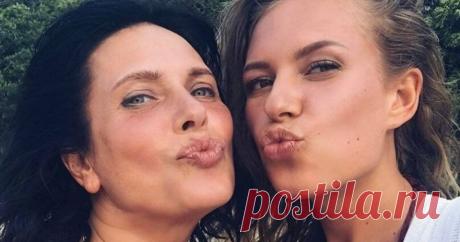 Белорусские СМИ сообщают, что мать Риты Дакоты задержана за участие в массовых беспорядках Последние новости шоу-бизнеса России и мира, биографии звезд, гороскопы - Вешкаймские вести