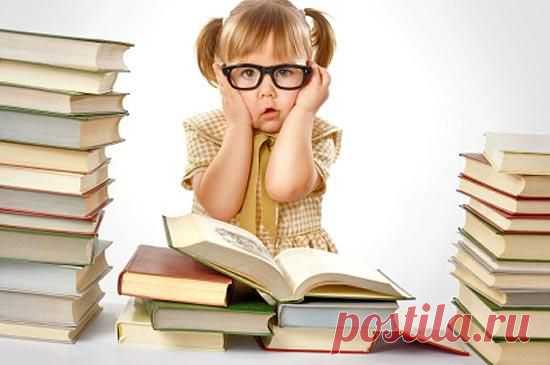 Секреты эффективного обучения  чтению просто необходимо узнать  мамам и папам, бабушкам и дедушкам — всем, кто занимается с детьми младшего школьного возраста.  Вы  узнаете  практические приемы  обучения быстрому чтению