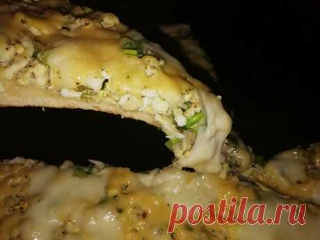 Простой, но вкусный пирог “Летнее настроение”
Этот пирог готовится очень быстро, получается очень вкусным, покоряя всех с первого укуса. В общем, это некая вариация банальных любимых пирожков с луком и яйцом, но гораздо проще готовится. Готовлю я его на дрожжевом тесте. Рецепт теста писать не буду, так как большинство хозяек его знает, если нет, то погуглите. В данной публикации расскажу именно […]
Читай дальше на сайте. Жми подробнее ➡