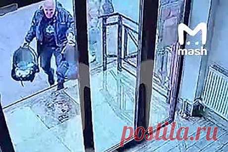 Россиянка бросила тело младенца в наливайке и попала на видео