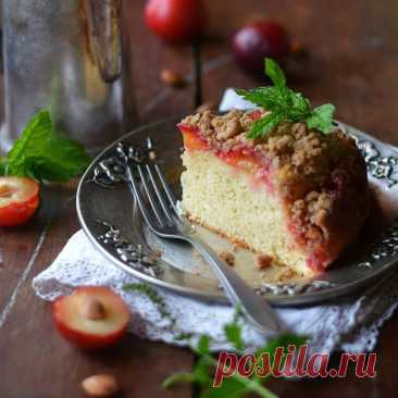 ​Пирог со сливами