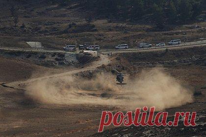 ЦАХАЛ заявил об обстреле объектов «Хезболлы» в Ливане. Армия обороны Израиля (ЦАХАЛ) наносит ответные удары по объектам ливанской шиитской группировки «Хезболлы» в ответ на обстрел израильской территории. Об этом сообщили в пресс-службе оборонного ведомства. Ранее ливанское движение «Хезболла» сообщало об обстреле израильской пехоты у границы Ливана.