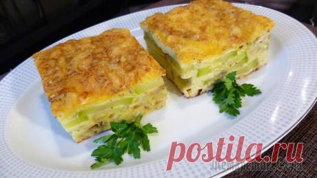 Пирог с кабачками и луком