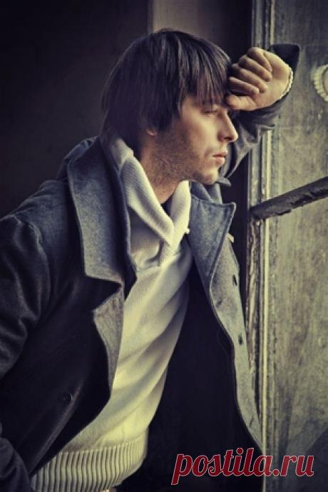 А ты скучаешь? Скажи, скучаешь?