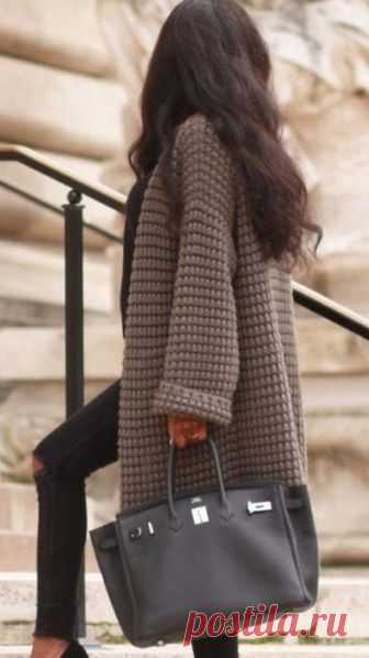 Стильный кардиган узором 