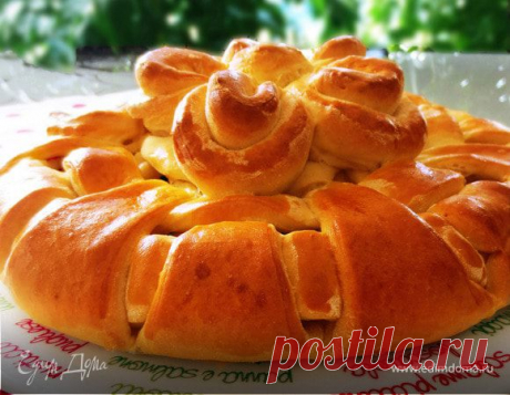 Пирог с начинкой (картошка, тунец, яйца, сыр, зелень). Ингредиенты: яичные желтки, мука, тунец консервированный | Официальный сайт кулинарных рецептов Юлии