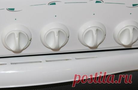 Как отбелить пластик в квартире: желтизна и въевшиеся пятна вмиг исчезнут!