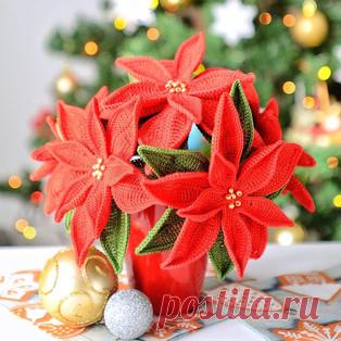 Рождественская звезда амигуруми. Схемы и описания для вязания игрушек крючком! Бесплатный мастер-класс от Светланы @svetafirefly по вязанию рождественской звезды крючком. Диаметр вязаного цветка примерно 12 см. Для изготовления т…