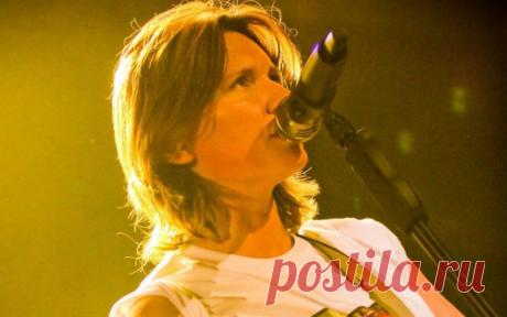 Диана Арбенина планирует взять ребенка из детдома / Малютка