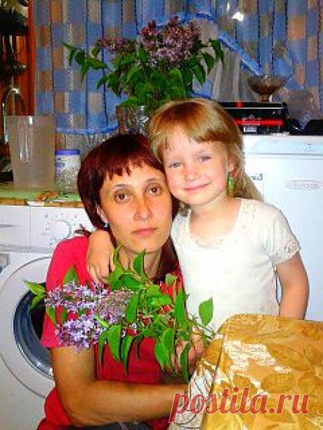 С сиренью...