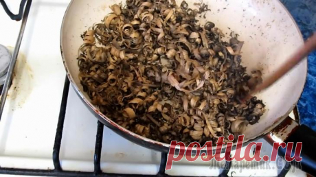 Напиток напоминающий наливку со вкусом коньяка.