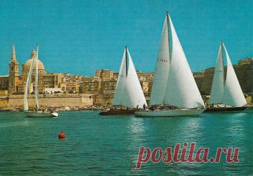 ВАЛЛЕТТА, МАЛЬТА — ПАРУСА НА ФОНЕ ЗОЛОТОГО ГОРОДА — VIZIST.ru