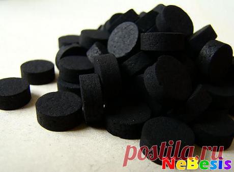 Отбеливание зубов активированным углем