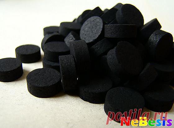 Отбеливание зубов активированным углем