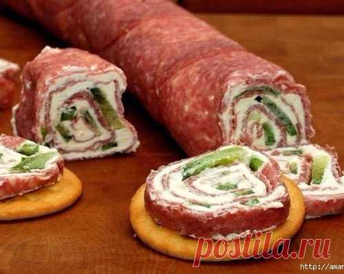 Роллы из салями с сырной начинкой