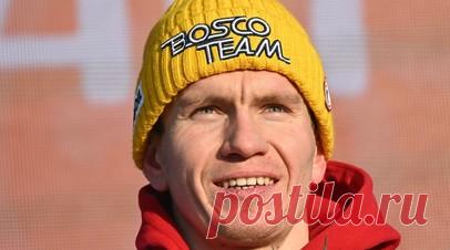 Сорин считает справедливым решение ФЛГР отстранить Большунова. Старший тренер сборной России по лыжным гонкам Егор Сорин высказался о решении ФЛГР по инциденту между Александром Большуновым и Александром Бакуровым. Читать далее