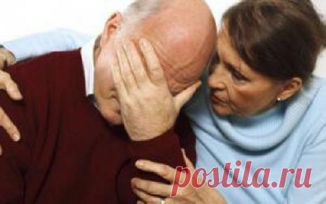 При инсульте в определенной части мозга кровоток снижается или прекращается совсем. Инсульт является одной из основных причин ухудшения работы мозга у взрослых людей. Существует 2 типа инсультов. Ишемический инсульт случается, если тромб блокирует артерию или капилляр в мозге, 80% инсультов являются ишемическими. Второй тип инсульта геморрагический когда в мозге лопается кровеносный сосуд и происходит кровоизлияние.