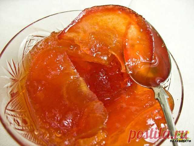 ПРОЗРАЧНОЕ ВАРЕНЬЕ ИЗ ЯБЛОК - ТАКОЕ ВКУСНОЕ И КРАСИВОЕ, ЧТО ЕЛ БЫ И ЕЛ
Яблок в этом году будет очень много. Будем варить вкусное варенье!!!

На 1 кг. яблок берём 1,2 кг. сахара.
Удаляем середины, засыпаем сахаром и оставляем на 10-12 часов
Яблоки с сахаром должны постоять какое-то время, чтобы выделился сироп. Удобнее всего нарезать яблоки вечером, к утру они уже будут в яблочно–сахарном сиропе.

Дальше варить варенье из яблок на медленном огне, постоянно помешивая.
Закипе...