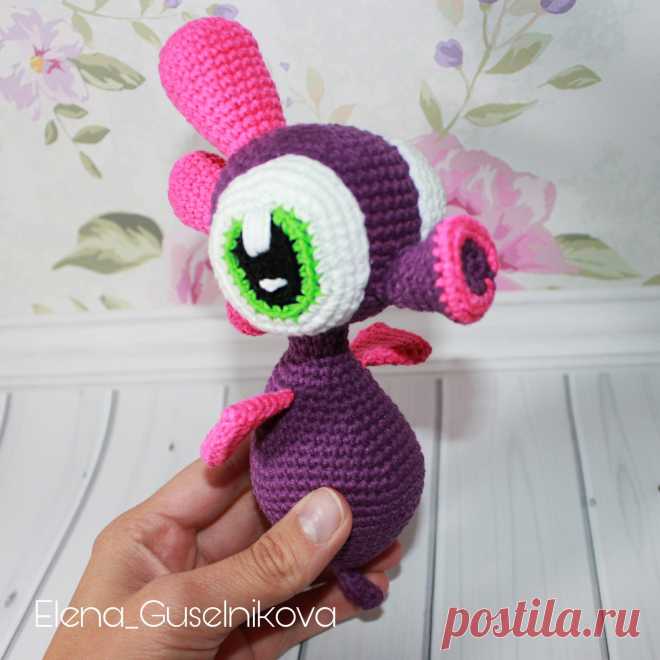 PDF Морской конёк. FREE amigurumi crochet pattern. Бесплатный мастер-класс, схема и описание для вязания игрушки амигуруми крючком. Вяжем морского конька из мультфильма Дракоша Тоша своими руками! Sea horse, Seepferdchen, cavalo marinho. #амигуруми #amigurumi #amigurumidoll #amigurumipattern #freepattern #freecrochetpatterns #crochetpattern #crochetdoll #crochettutorial #patternsforcrochet #вязание #вязаниекрючком #handmadedoll #рукоделие #ручнаяработа #pattern #tutorial #häkeln #amigurumis