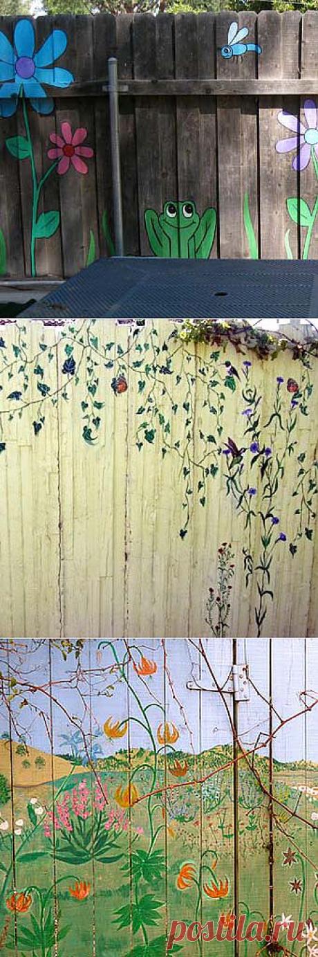Как необычно покрасить забор на даче: 22 веселых дачных забора.