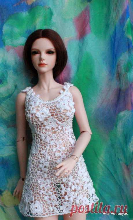 белоснежное платье с жемчугом