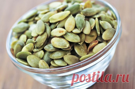 Узнай, как есть семена тыквы, чтобы убить кишечных паразитов, солитеров и других червей за 3 дня! Смотри ВИДЕО! - Женский Журнал С паразитами необходимо бороться самым безжалостным образом. Ведь они отравляют и разрушают наш организм. Хотя большинство из нас не знают, что паразиты являются общей проблемой, затрагивающей множество людей. Но, каковы симптомы паразитов и паразитарных кишечных червей, и как вы можете устранить эти проблемы? Сегодня мы расскажем вам больше об э...