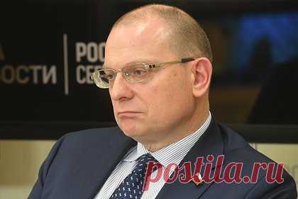 В Совфеде назвали откровенным предательством попытку мятежа Пригожина. Заместитель председателя комитета Совета Федерации по экономической политике Константин Долгов назвал откровенным предательством попытку мятежа, организованную основателем частной военной компании (ЧВК) «Группа Вагнера» Евгением Пригожиным. Сенатор выразил уверенность, что с мятежниками разберутся должным образом.