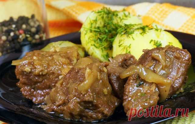 ИДЕАЛЬНЫЙ РЕЦЕПТ ПРИГОТОВЛЕНИЯ МЯСА! НЕ ЗРЯ ЕГО НАЗЫВАЮТ КРЕМЛЕВСКИМ!

Мы нашли его — идеальный рецепт приготовления мяса! Называется это блюдо мясом по-кремлевски. Казалось бы, минимум приправ, но вкус получается необыкновенным!

Нежная и сочная говядина, которая 2 часа томится в сливочном масле, придется по вкусу самому требовательному гурману. Мы не уверены, что это блюдо действительно подавали в Кремле, но то, что это очень вкусно, сомнений не вызывает.

Самая вкусная ...