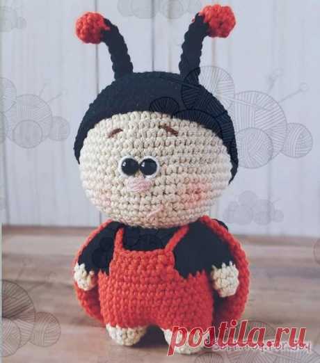Малышка Божья Коровка крючком. Амигуруми схемы и описания. Автор: @soft.toy.for.joy | IRINELY.ART