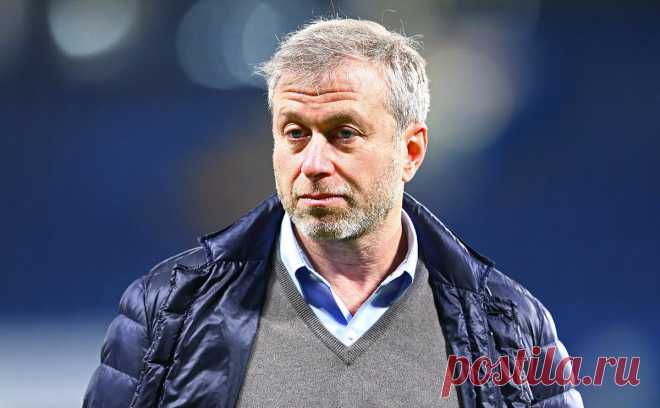 Представитель Абрамовича опроверг покупку особняка лидера турецкой секты. Абрамович купил особняк на севере Стамбула, пишет Hürriyet, в поместье раньше жил лидер турецкой секты, осужденный на 8658 лет тюрьмы. Но представители миллиардера опровергли эти данные