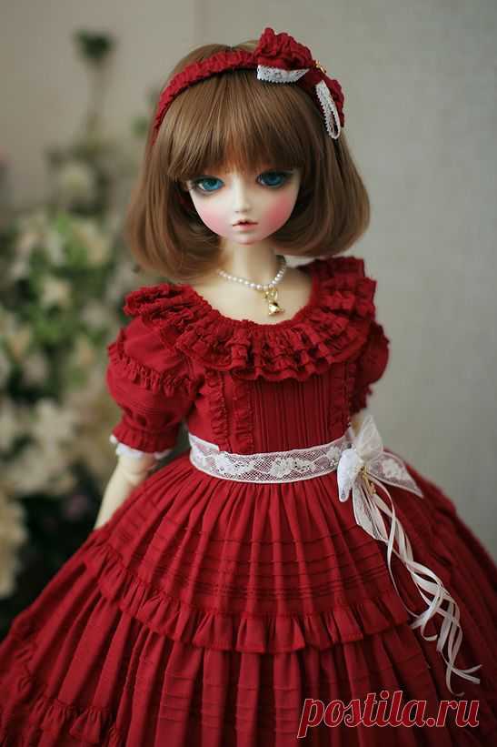 Patricia Wright приколол(а) это к доске Love Dolls!