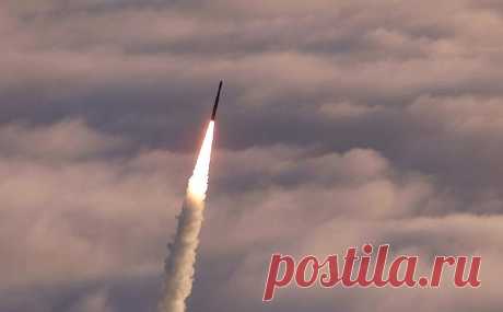 США ограничат информирование России по договору о ядерном вооружении. США с 1 июня 2023 года перестанут уведомлять Россию о статусе и местонахождении объектов, подпадающих под действие Договора о мерах по дальнейшему сокращению и ограничению стратегических наступательных вооружений (ДСНВ), включая ракеты и пусковые установки, сообщается на сайте Госдепартамента.
