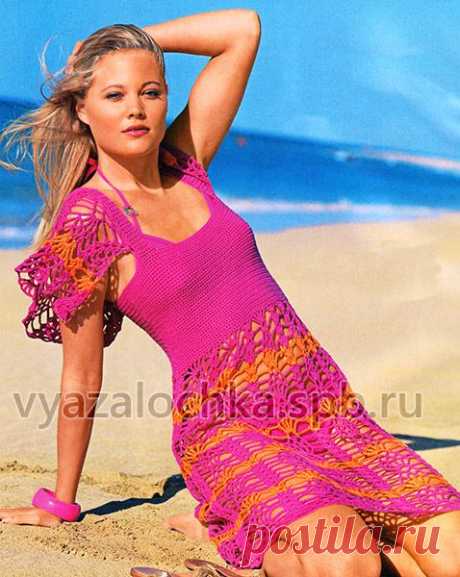 Ажурное платье с плотным лифом крючком
