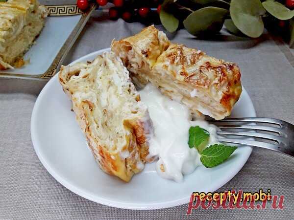 Пирог из лаваша с сыром и творогом
✅ Ингредиенты:
▫️ круглые лаваши диаметром 17 см - 5 шт;
▫️ творог - 180 г;
▫️ моцарелла - 170 г;
▫️ соль, перец - по желанию;
▫️ яйца - 4 шт;
▫️ молоко топленое или обычное - 200 мл;
▫️ сахар белый - щепотка;
▫️ сливочное масло - 25 г.