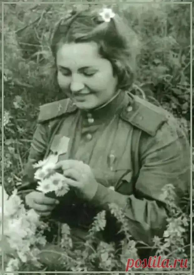 Юлия Друнина. 