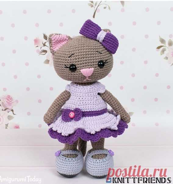 Кошечка в платье

#кот_крючком@knit_toyss

Перевод La_Mi 

Источник: https://pbuyvip.cf/ProductDetail.aspx?iid=294542708..