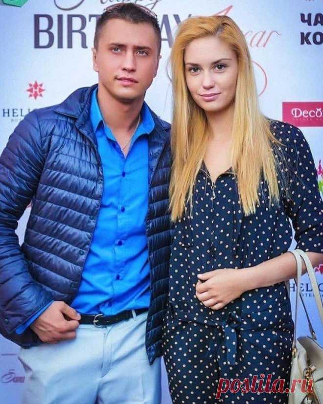 Красивая пара: Павел Прилучный с супругой Агатой ❤