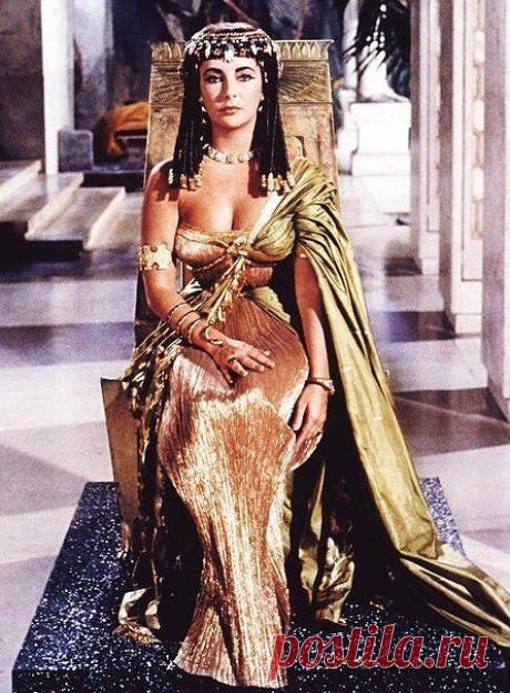 « Мужчины не Боги, им не нужны наши души. »

- Клеопатра