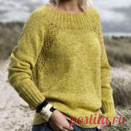 Eyelet er en enkel, feminin sweater med moderat rummelig pasform.