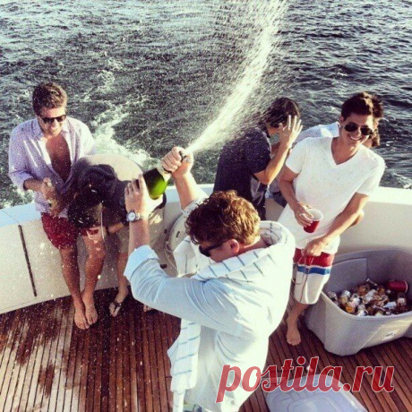 Мечты есть у многих, но только единицы превращают их в реальность! / Основы бизнеса