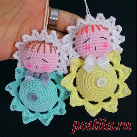 Аппликации и подвески-игрушки для самых маленьких, подборка.

#подборка #поделка #аппликация #амигуруми #игрушка #вязание #крючок #хендмейд #новорожденный #декор #дизайн #идея #рукоделие #творчество
