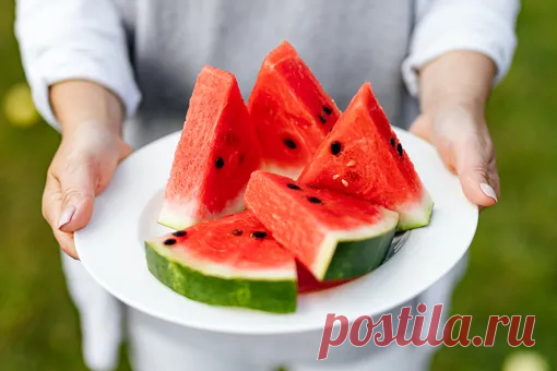 Как выбрать вкусный арбуз и что из него приготовить, если он не сладкий