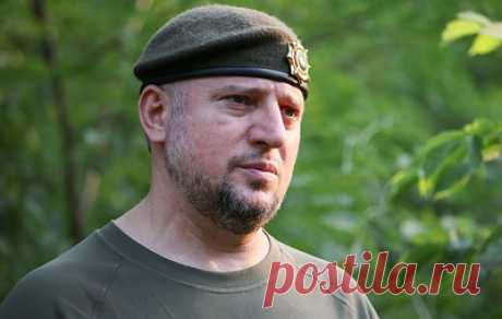 Алаудинов заявил об использовании ВСУ в Курской области украденных машин. Заместитель начальника Главного военно-политического управления Вооруженных сил РФ уточнил, что это автомобили мирных жителей