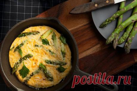 Веганская фриттата со спаржей | Vegetarian.ru