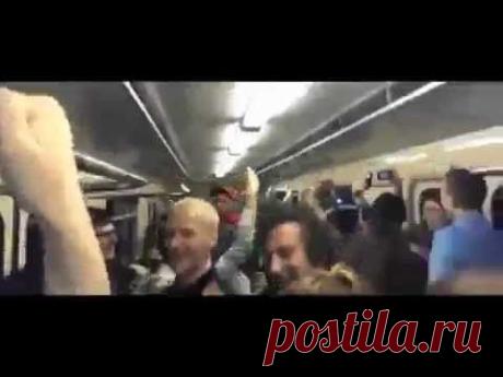 Страна разваливается, а мы всё скачем...