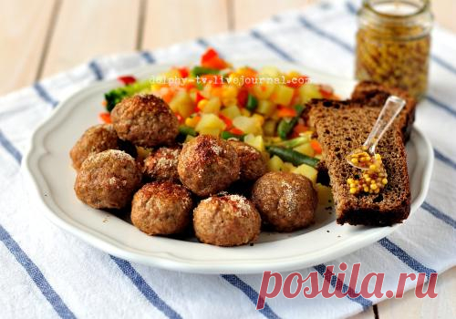 Мясные шарики из свиного фарша и яблокаМеню недели